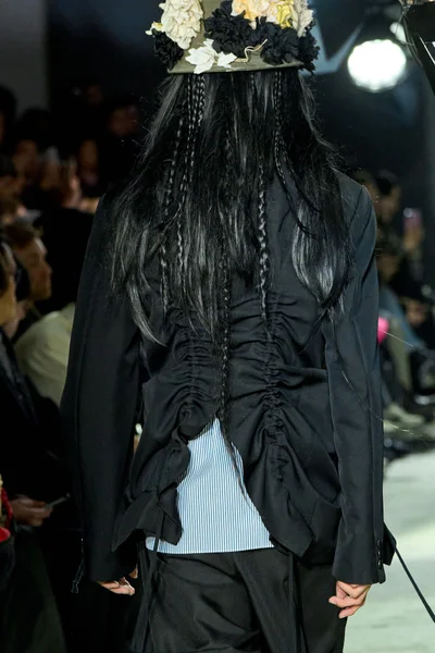 Look 57